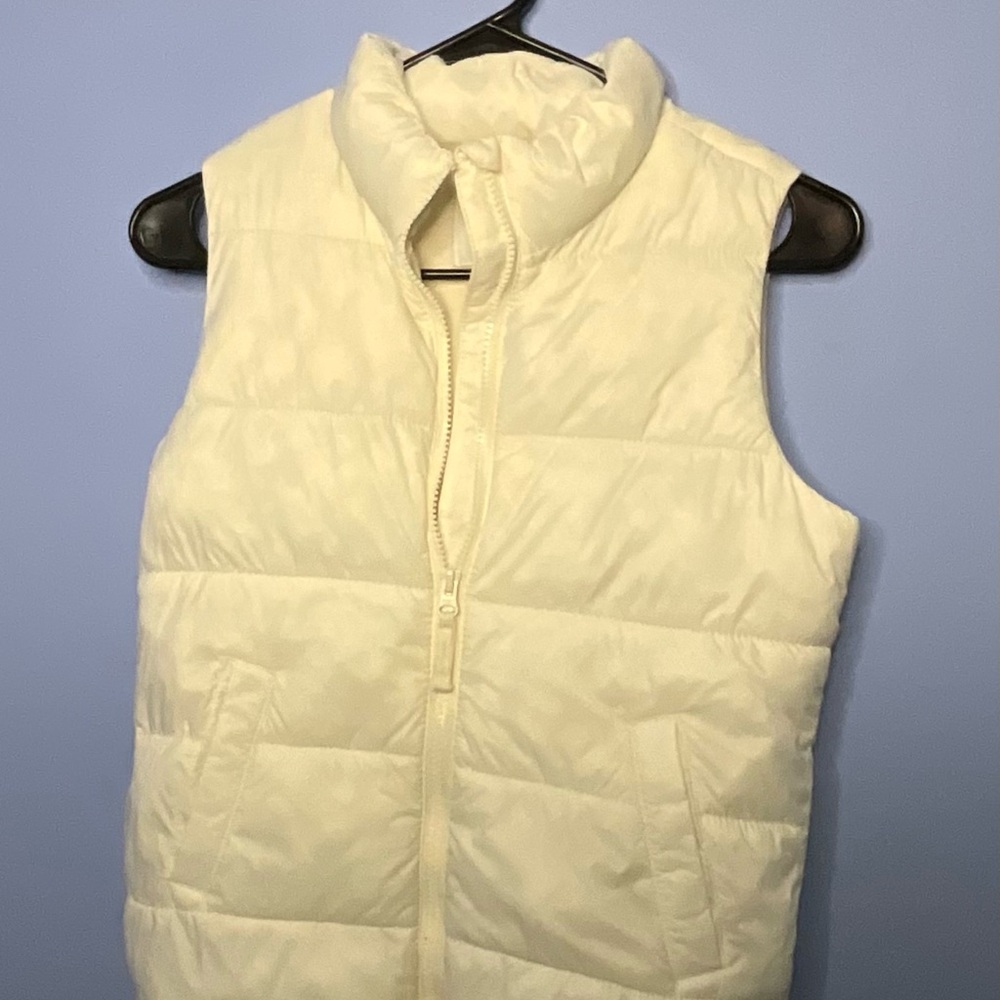 Old navy girls Cream Puffer Vest